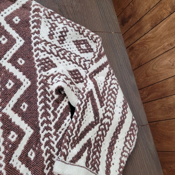 Vintage Southwest aztec Brown and white Cardigan - Picture 12 of 13